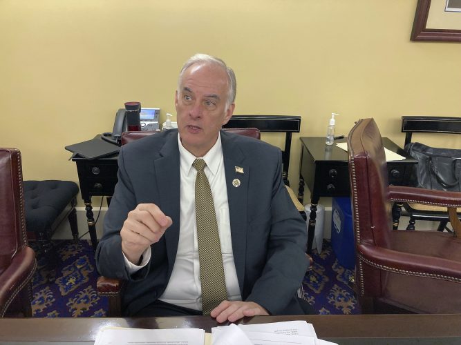 Ohio Republicans approve  anti-vaccine mandate legislation